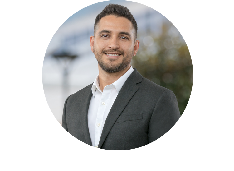 Oscar Barzuna Hidalgo, program director, M.S. in Entrepreneurship
